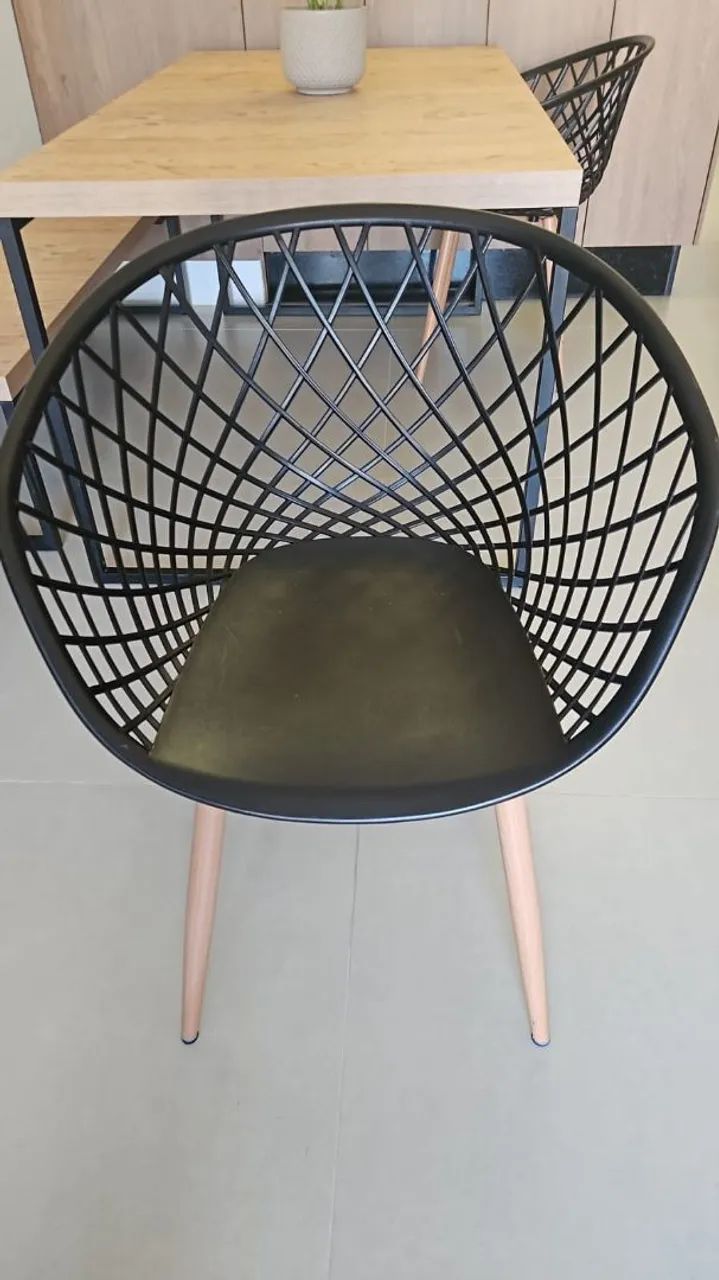 Mesa de jantar moderna estilo industrial  - Foto 2