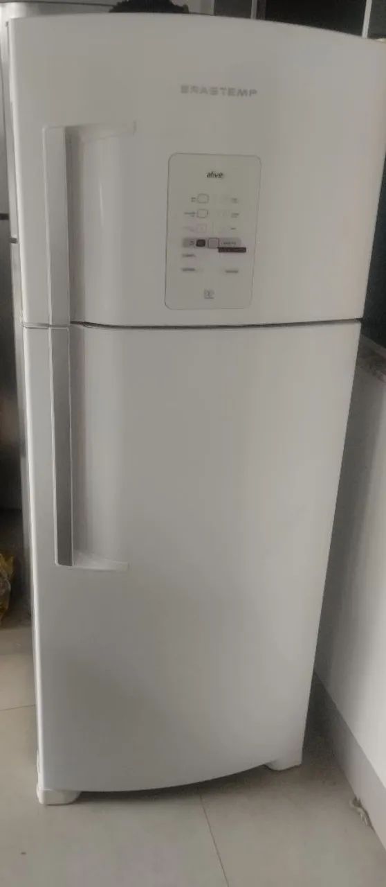 Geladeira Brastemp estado de nova