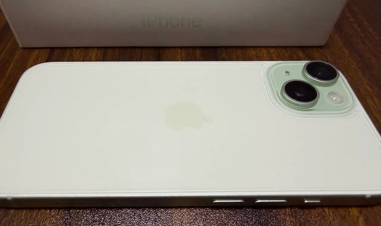 Apple IPhone 15 - 128GB - Verde - Foto 4