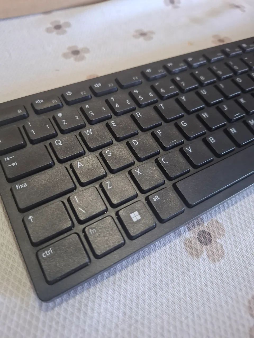Combo Teclado e Mouse Sem Fio Dell Pro KM5221W - Foto 2
