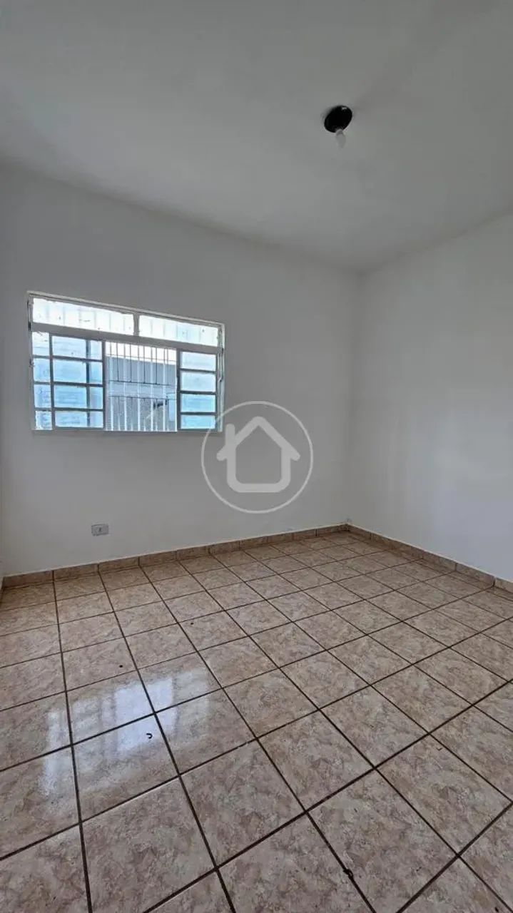 CASA COM 03 DORMITÓRIOS SENDO 01 SUÍTE - Foto 5