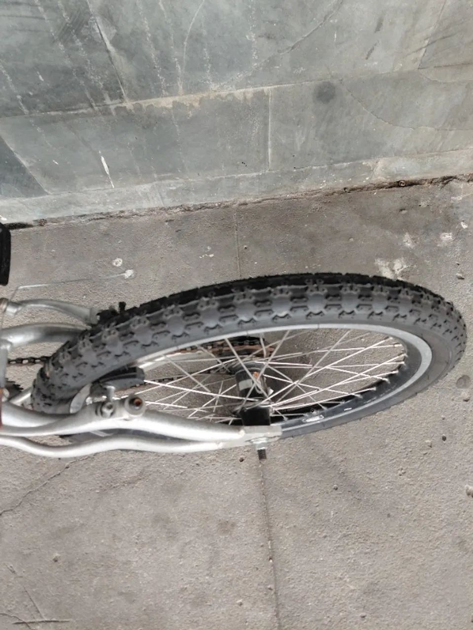 Bicicleta Caloi aro  20 - Foto 3