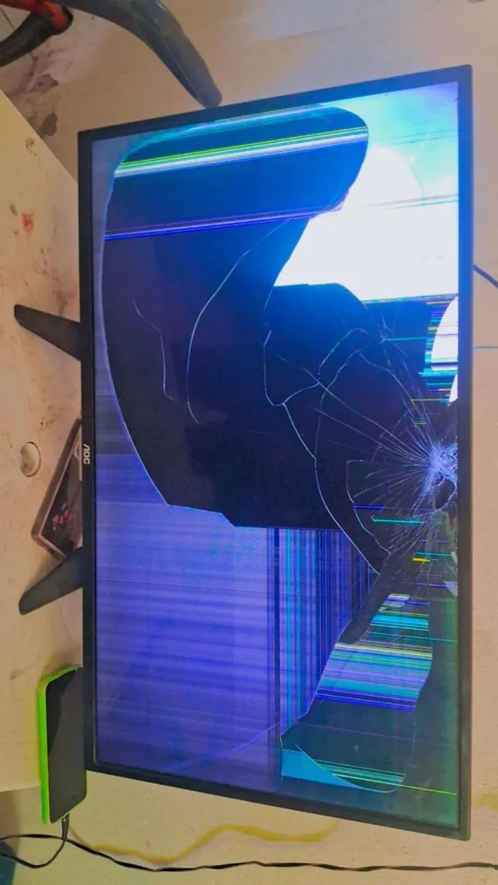 Vendo smart tv AoC tela quebrada  - Foto 2