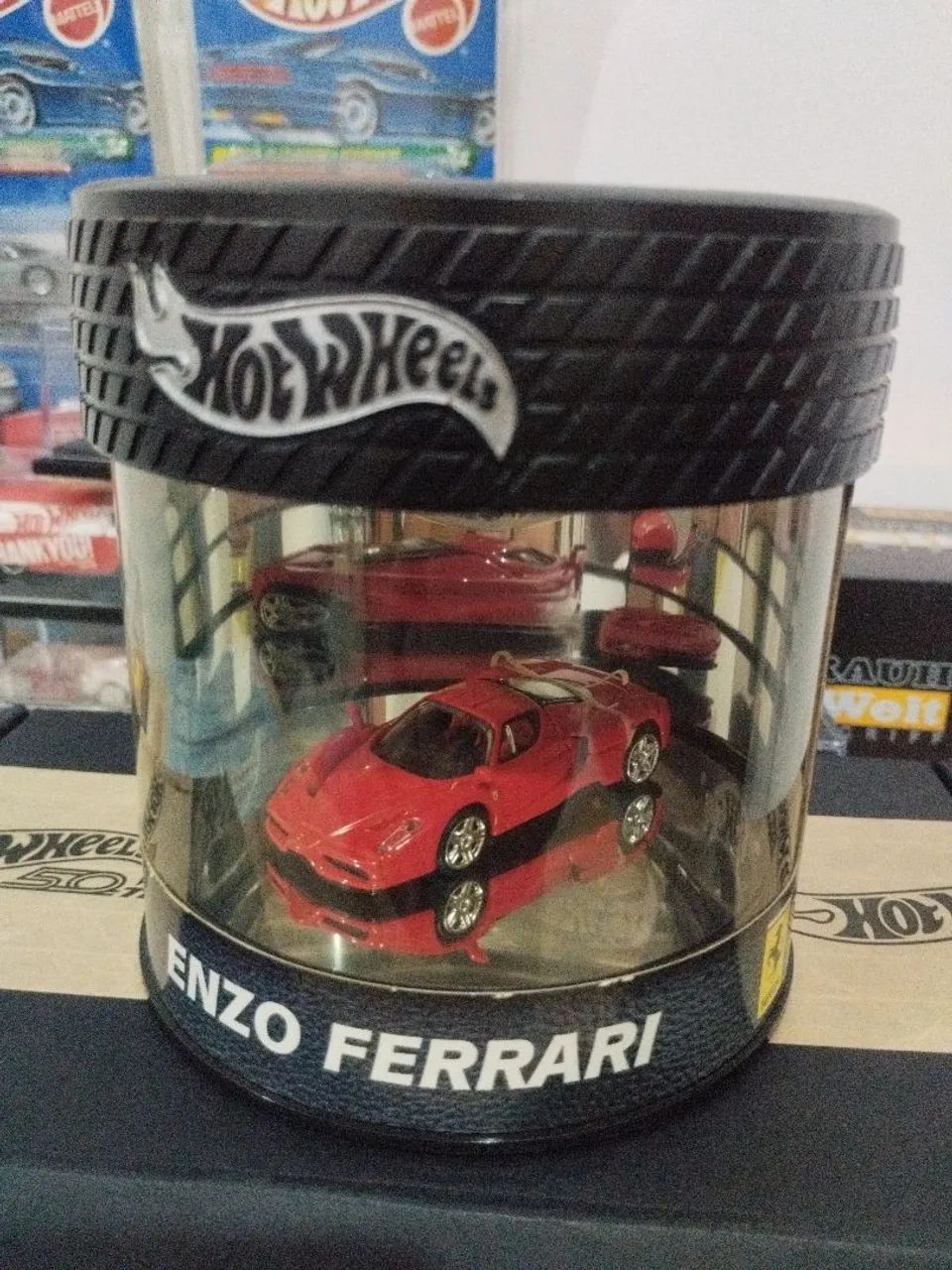 OILCAN Enzo Ferrari Raro 400 no mundo