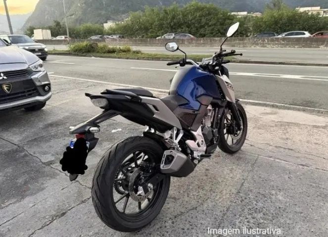 HONDA CB 300F TWISTER 2026  - Foto 3