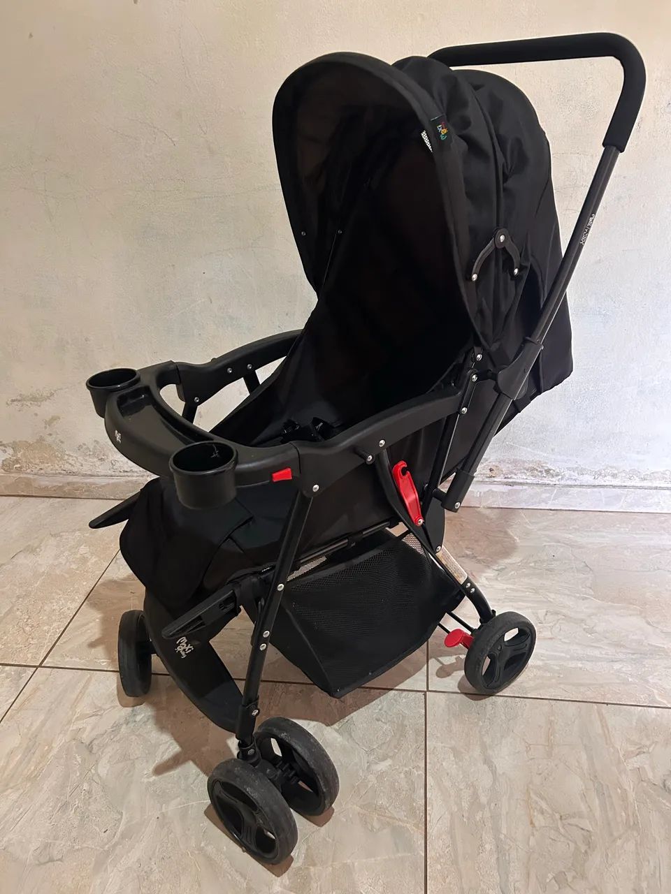 Carrinho de bebê em ótimo estado - Foto 2