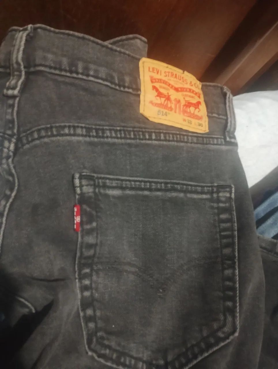 Calça Levis original em perfeito estado - Foto 4