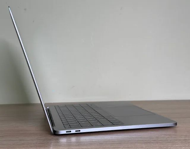 MacBook Pro 13? 2017 - Nunca aberto / Tudo original - Notebooks