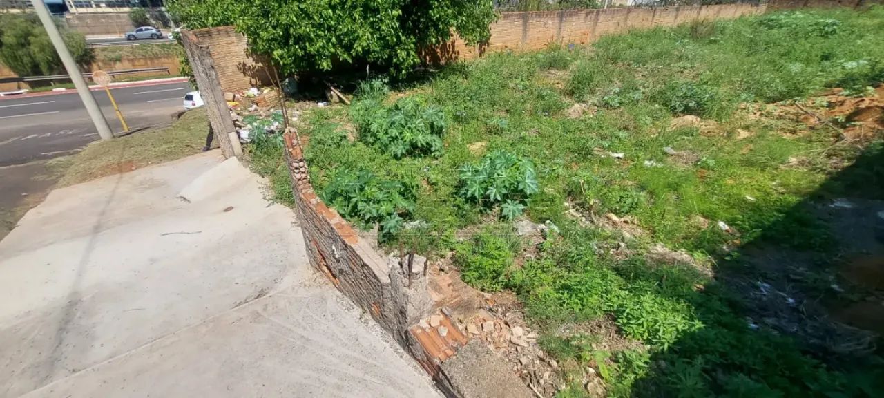 Terreno de esquina com 357,50m², próximo à Av. Nuno de Assis - Foto 4