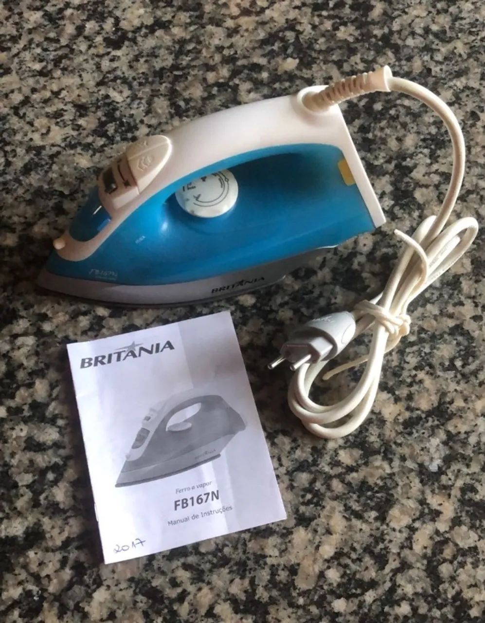 Ferro de Passar a Vapor - Com Defeito