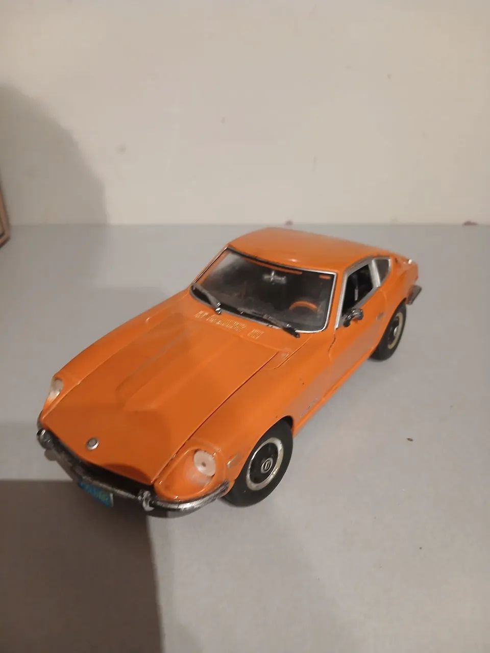 Miniatura Datsun 240Z 1971 Maisto 1:18 - Laranja (Colecionador