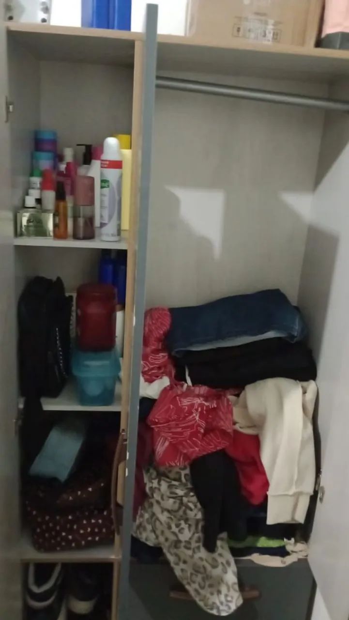Guarda-roupa pequeno - Foto 2