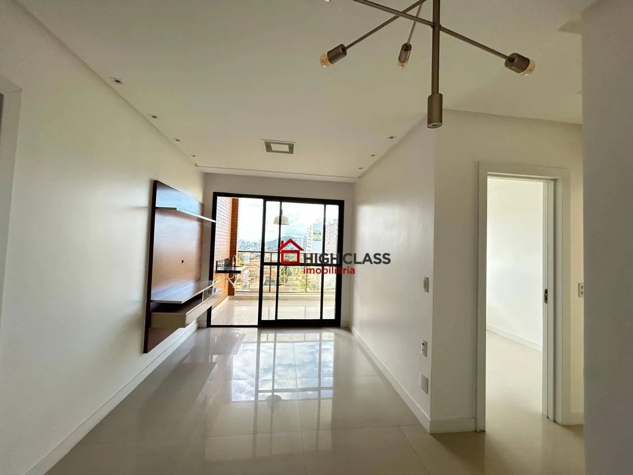Apartamento de 2 Quartos com Varanda e Planejados - Foto 2