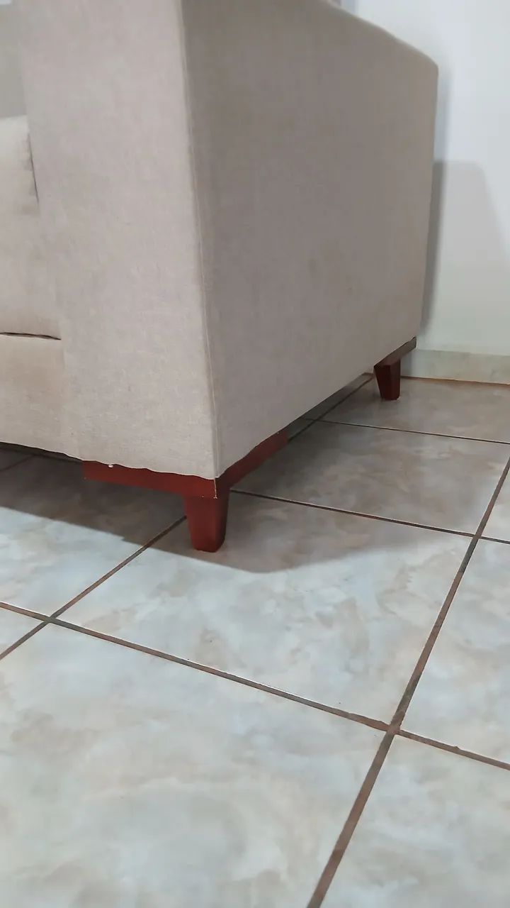 Vendo sofá 3 lugares - Foto 5