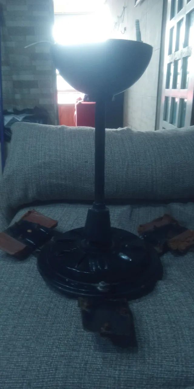 Ventilador de teto só o Motor Bom. $ 50.00 - Foto 4