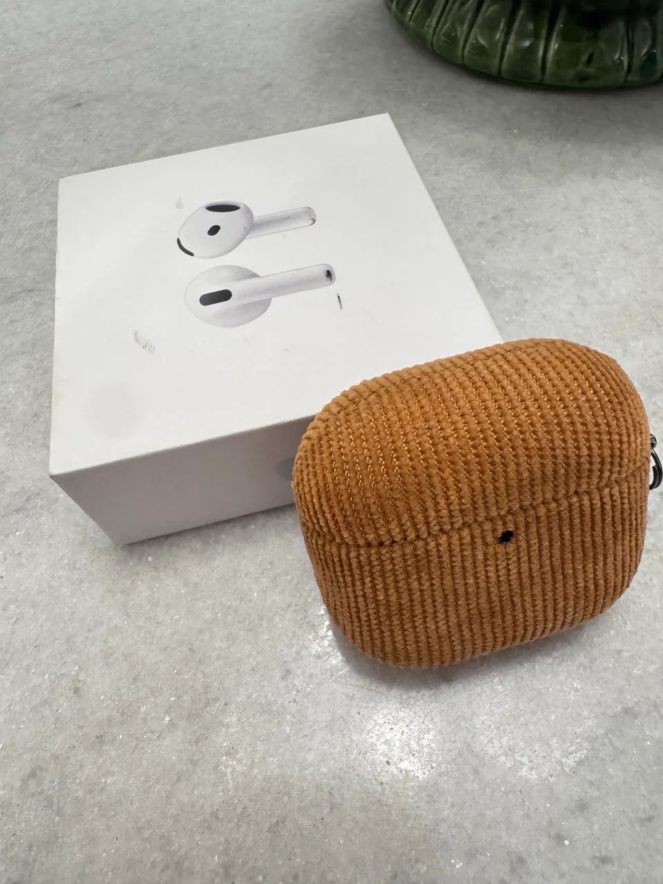 AirPod 4 