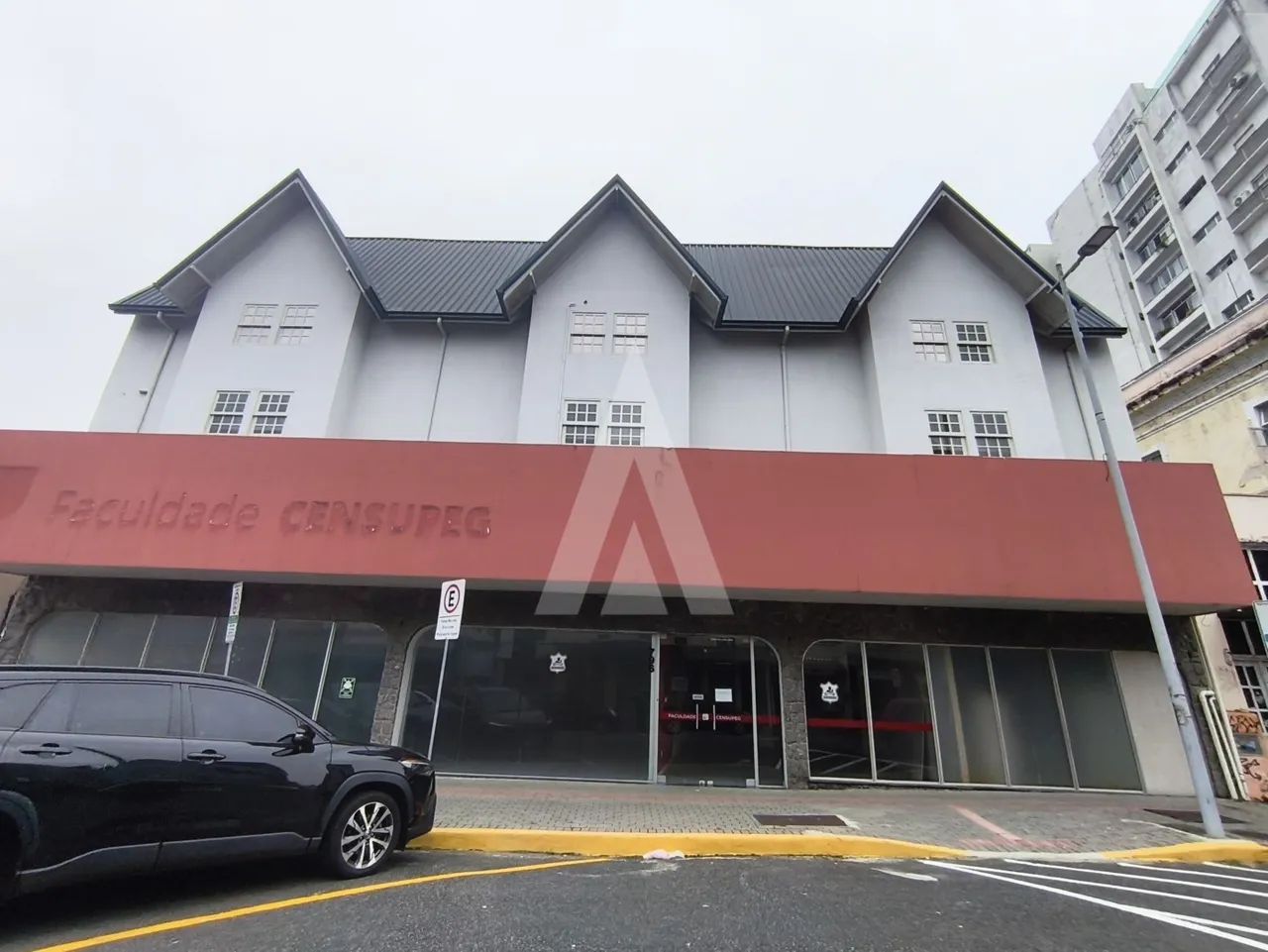 IMÓVEL COMERCIAL COM MAIS DE 3.500 M² CONSTRUÍDO NO CENTRO