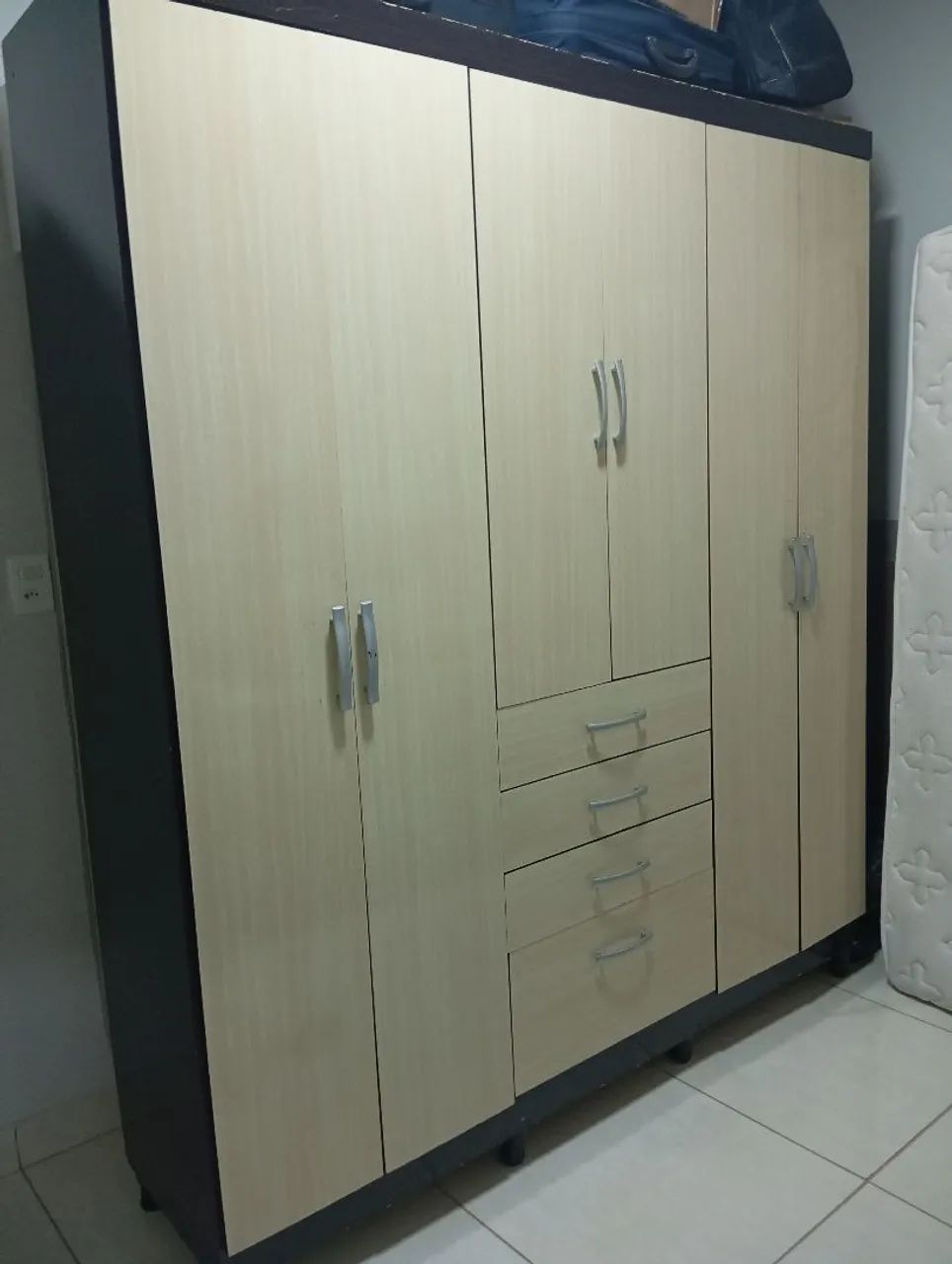 Vendo colchão e guarda roupa.  - Foto 2
