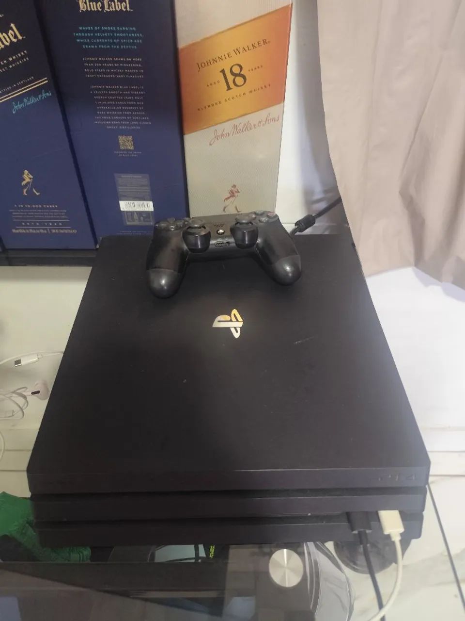 Play 4 pro CUH7215B  