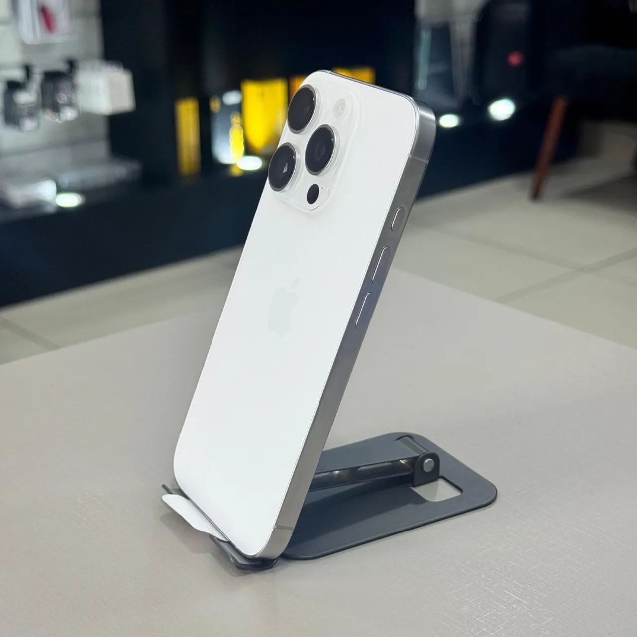 iPhone 16 Pro 128GB Branco - Foto 3