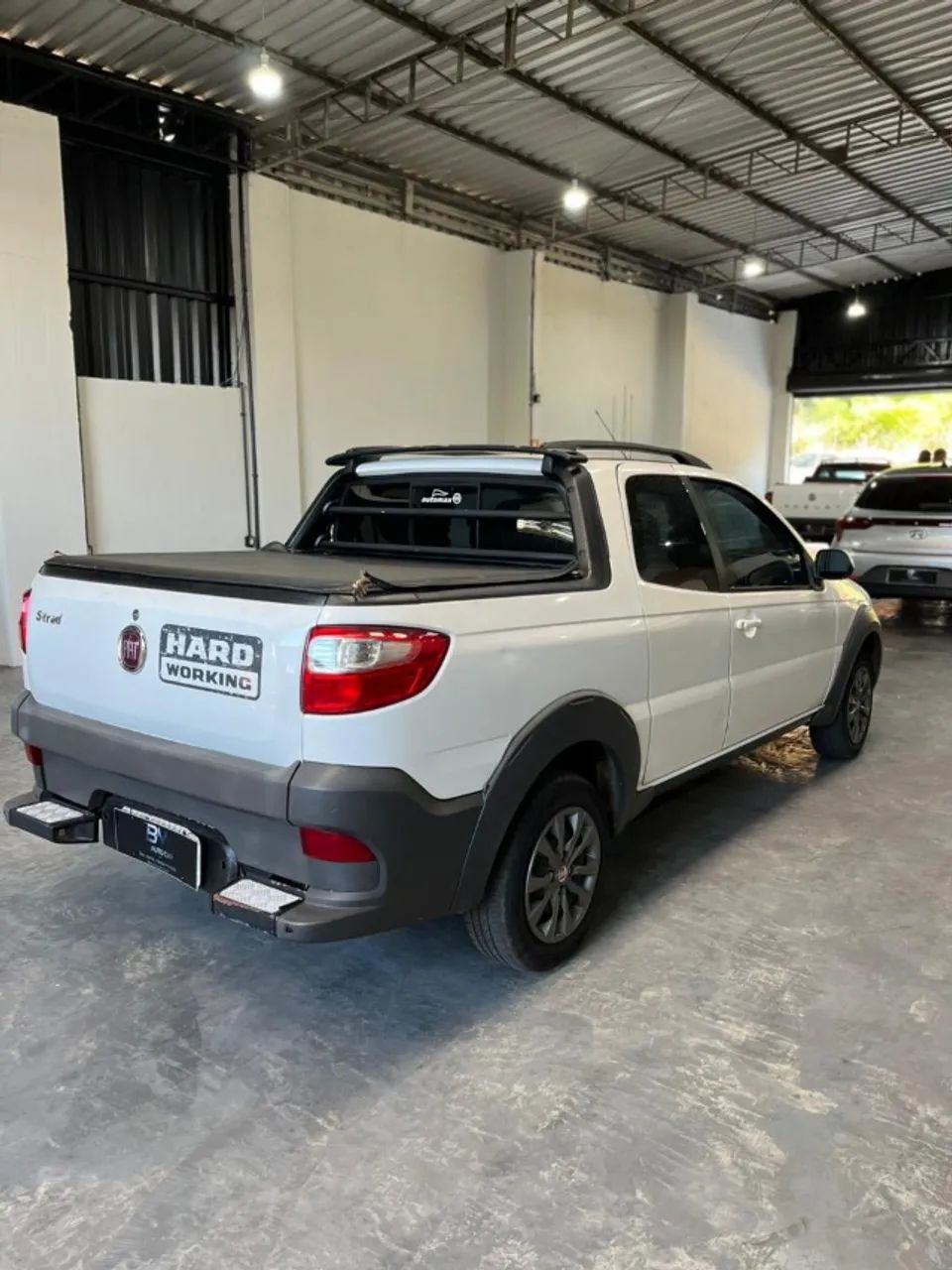 Fiat Strada Working Hard 1.4 Fire Flex 8V CD 2018 - Foto 4