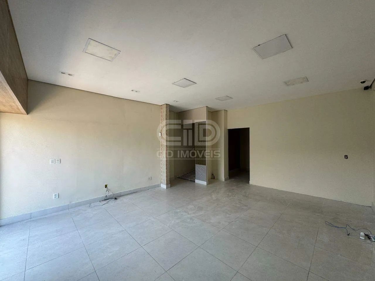 Salão Comercial com 118m² no CPA II - Foto 3