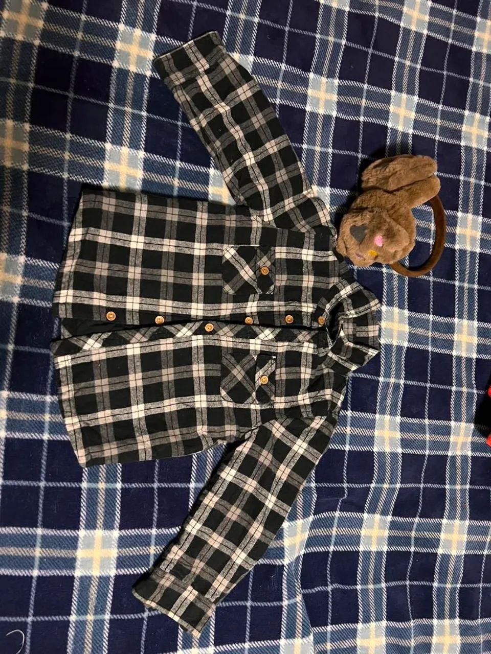 Varias camisa e blusas de marca infantil 