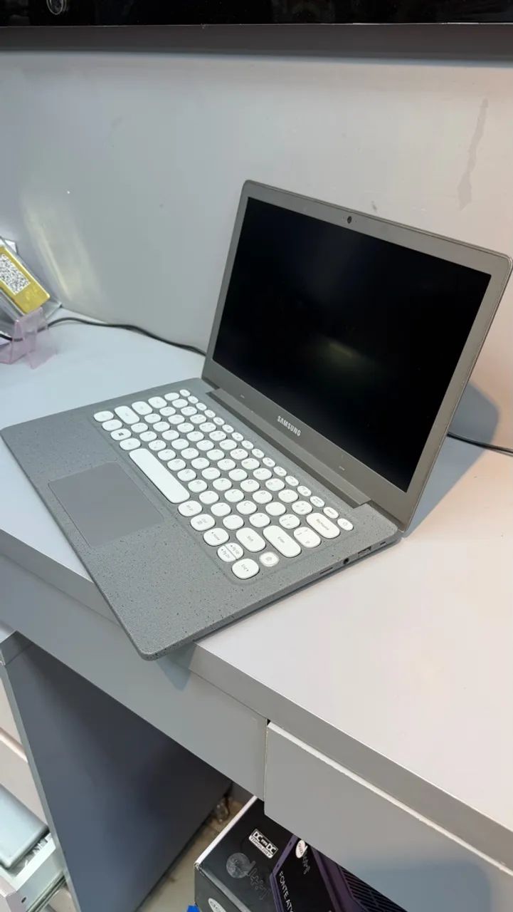 Notebook  - Foto 3