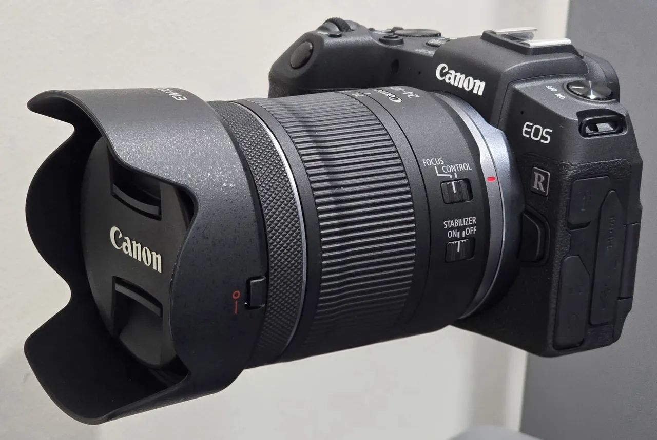 Câmera Canon EOS RP
