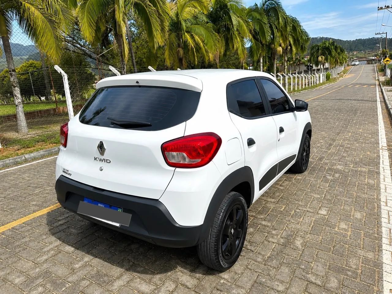 Renault Kwid Zen 1.0 Flex 12V 5P Mec. 2019 - Foto 2