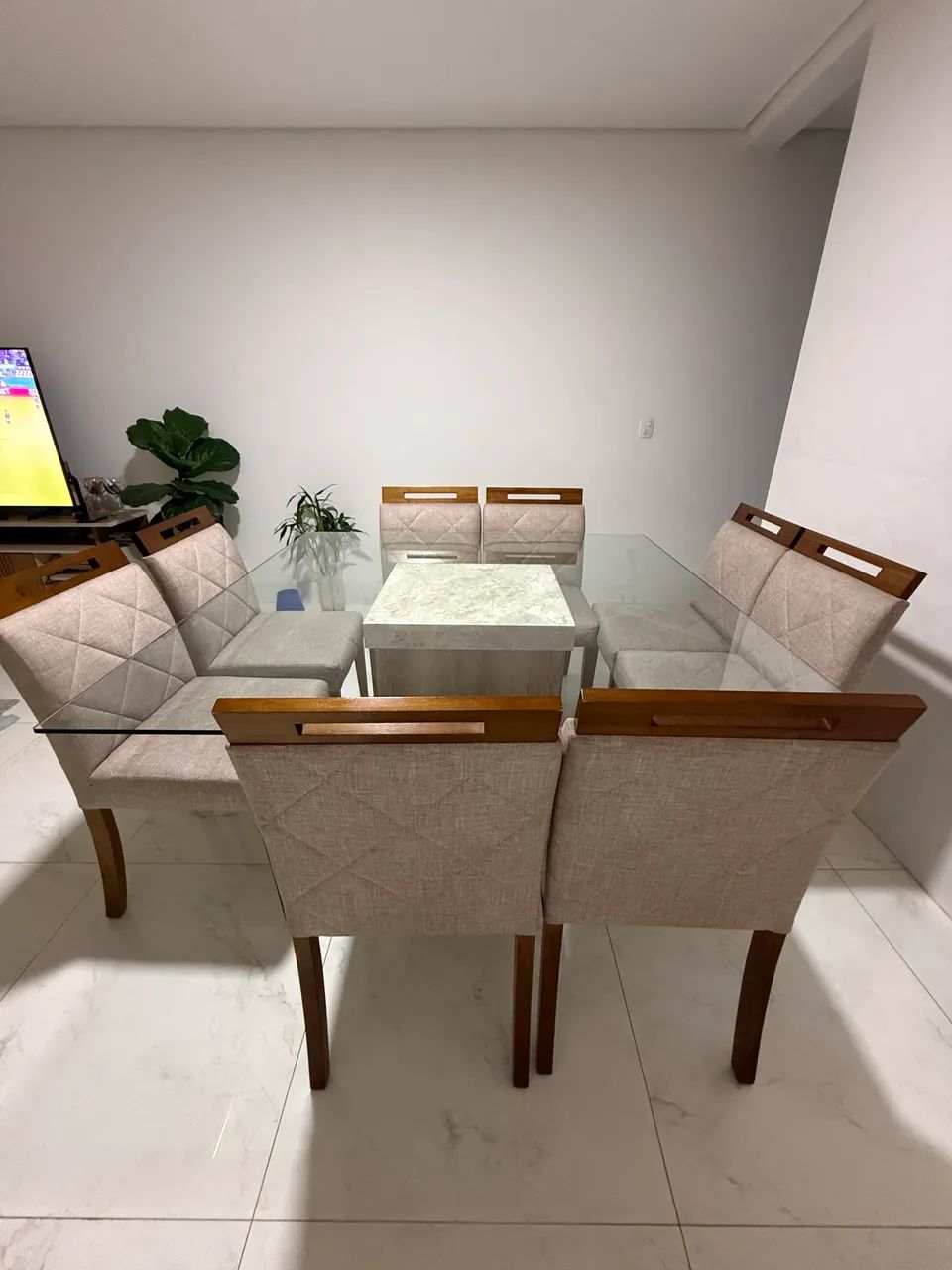 Mesa quadrada de vidro 1,50