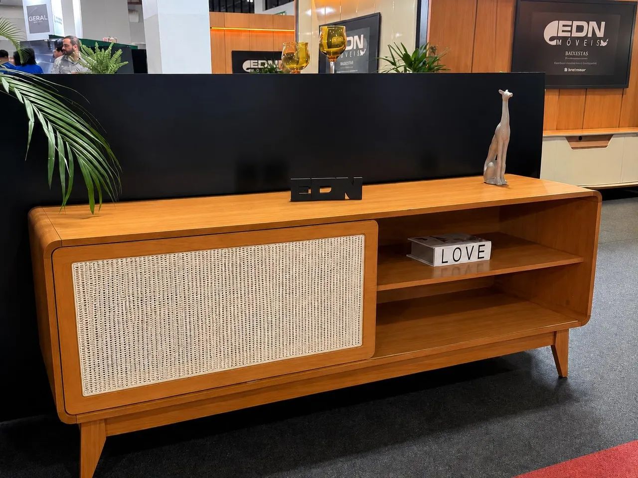 Rack Turini para TV de até 75 polegadas Novo a pronta entrega  - Foto 3