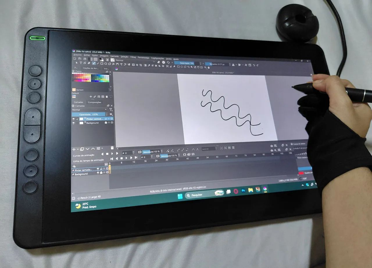 Mesa digitalizadora Huion Kamvas 13