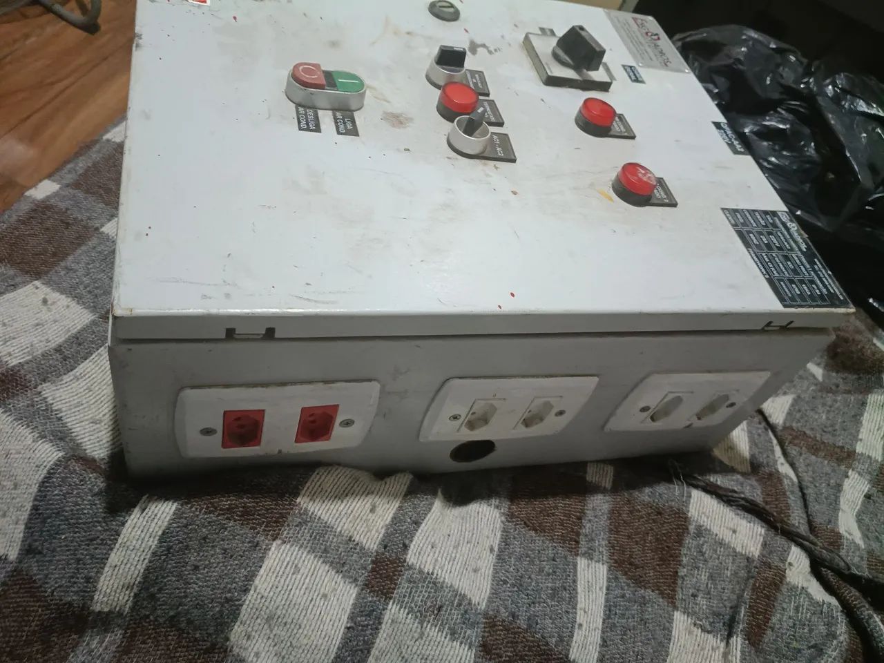 Electronic Panel493614062047088645