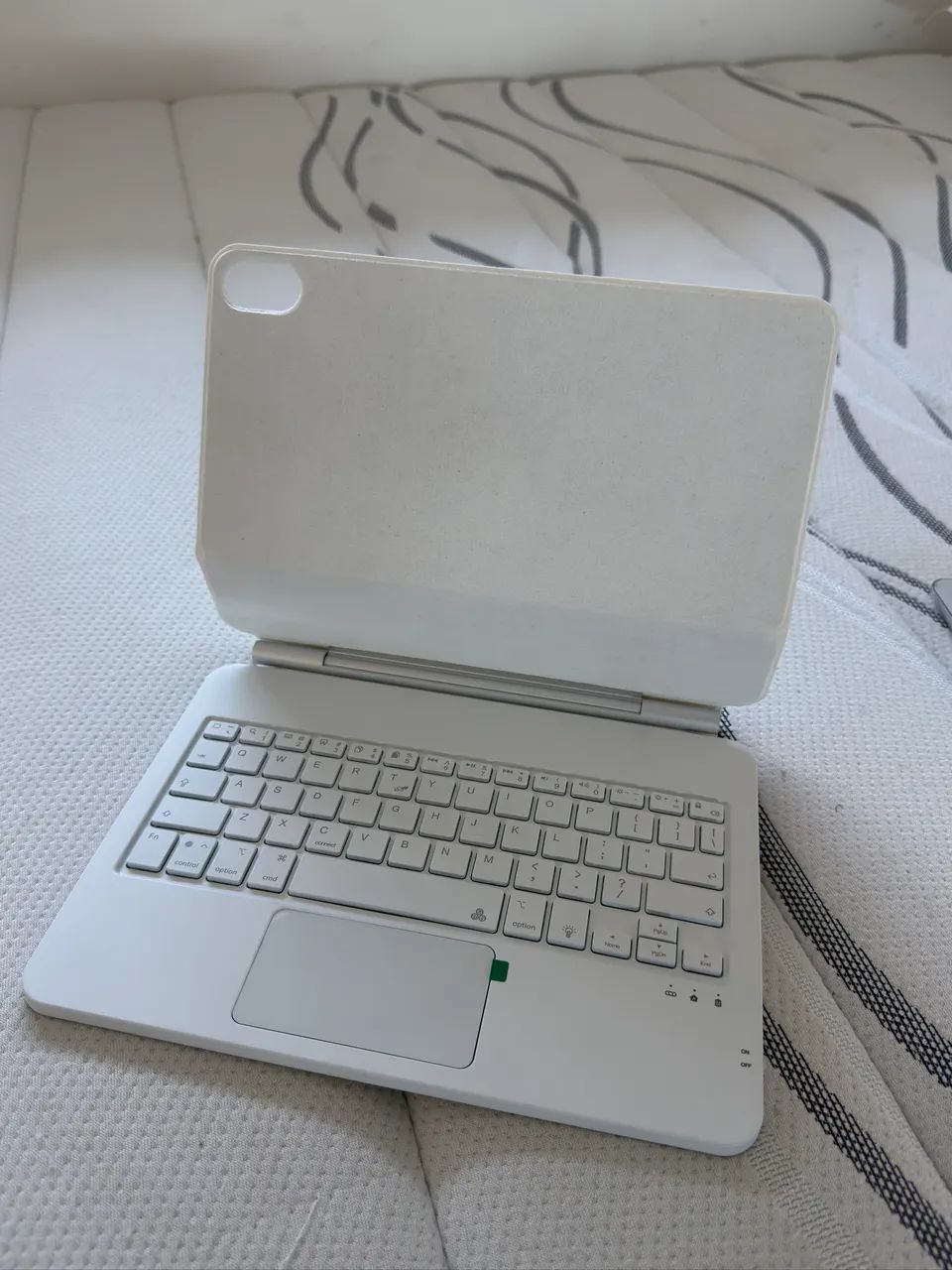iPad 11 NOVO + Teclado + Capa  - Foto 5