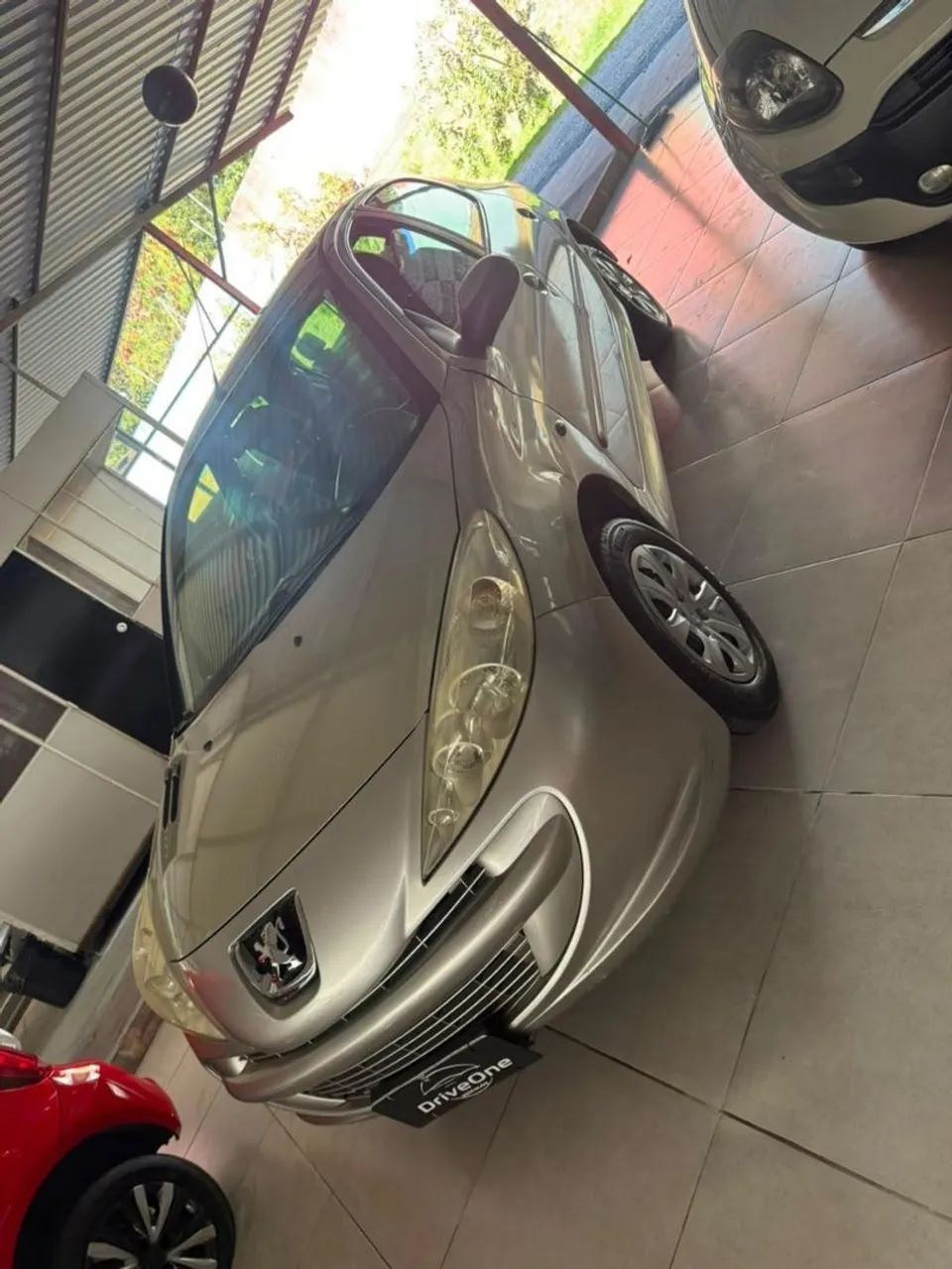 Peugeot 207 2012
