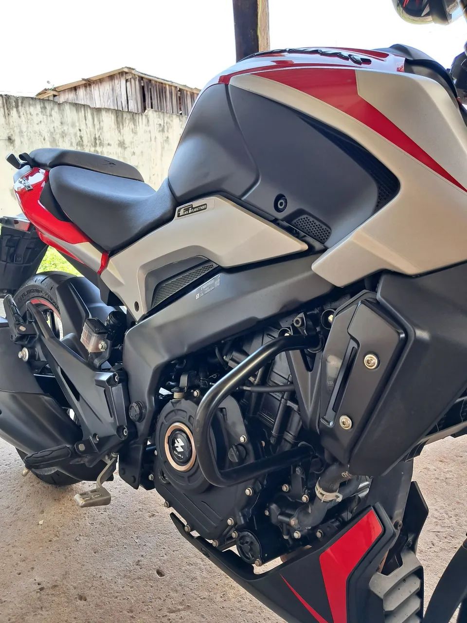 Moto Dominar 250C 2025