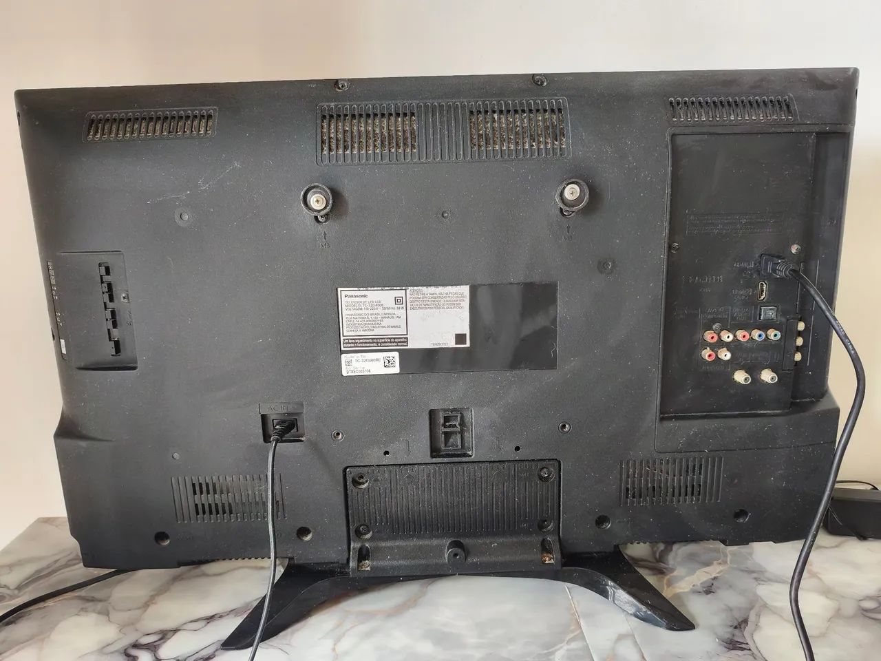 Vendo TV Led LCD Panasonic  - Foto 2