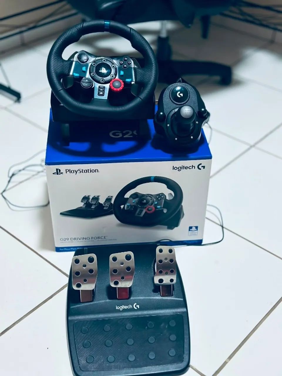 Volante Logitech + Cambio - Foto 2