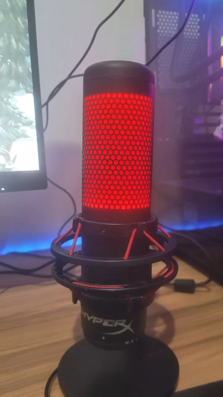 Microfone Hyperex Quadcast422080668249640960