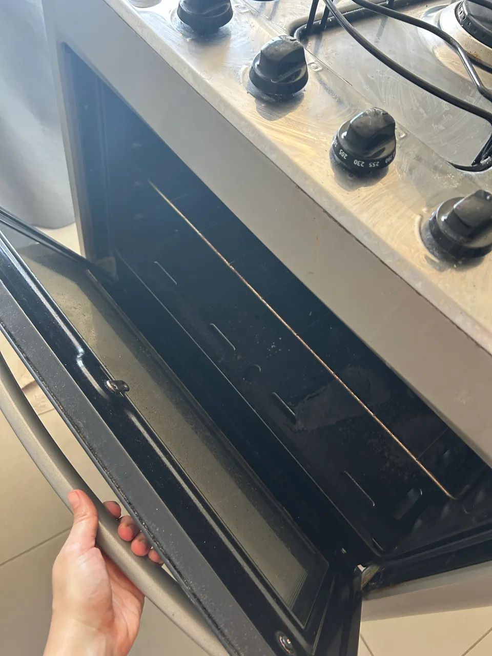 Fogão 5 Bocas Electrolux Prata com Ultra Chama e Vidro Interno Removível (76LSU) - Bivolt - Foto 2