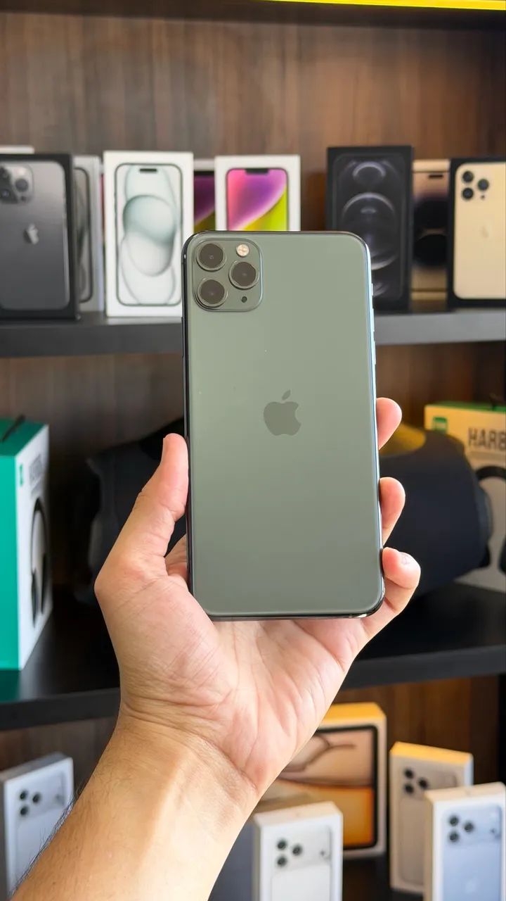 iPhone 11 Pro Max 64 gb Verde Loja física  - Foto 2