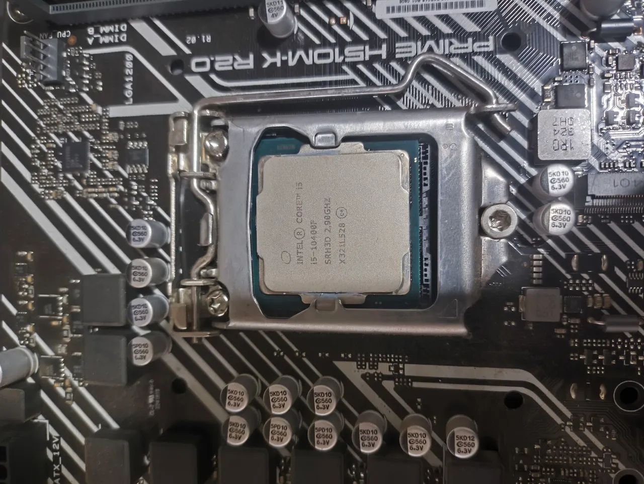 Intel i5-10400 F 
