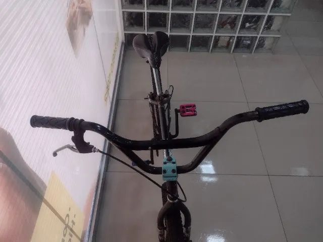 Bicicleta aro 20 preta  - Foto 4