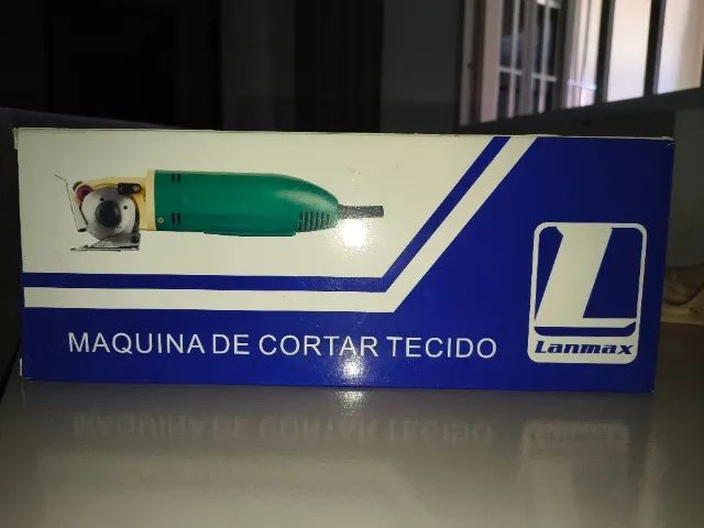 Máquina de cortar tecido 