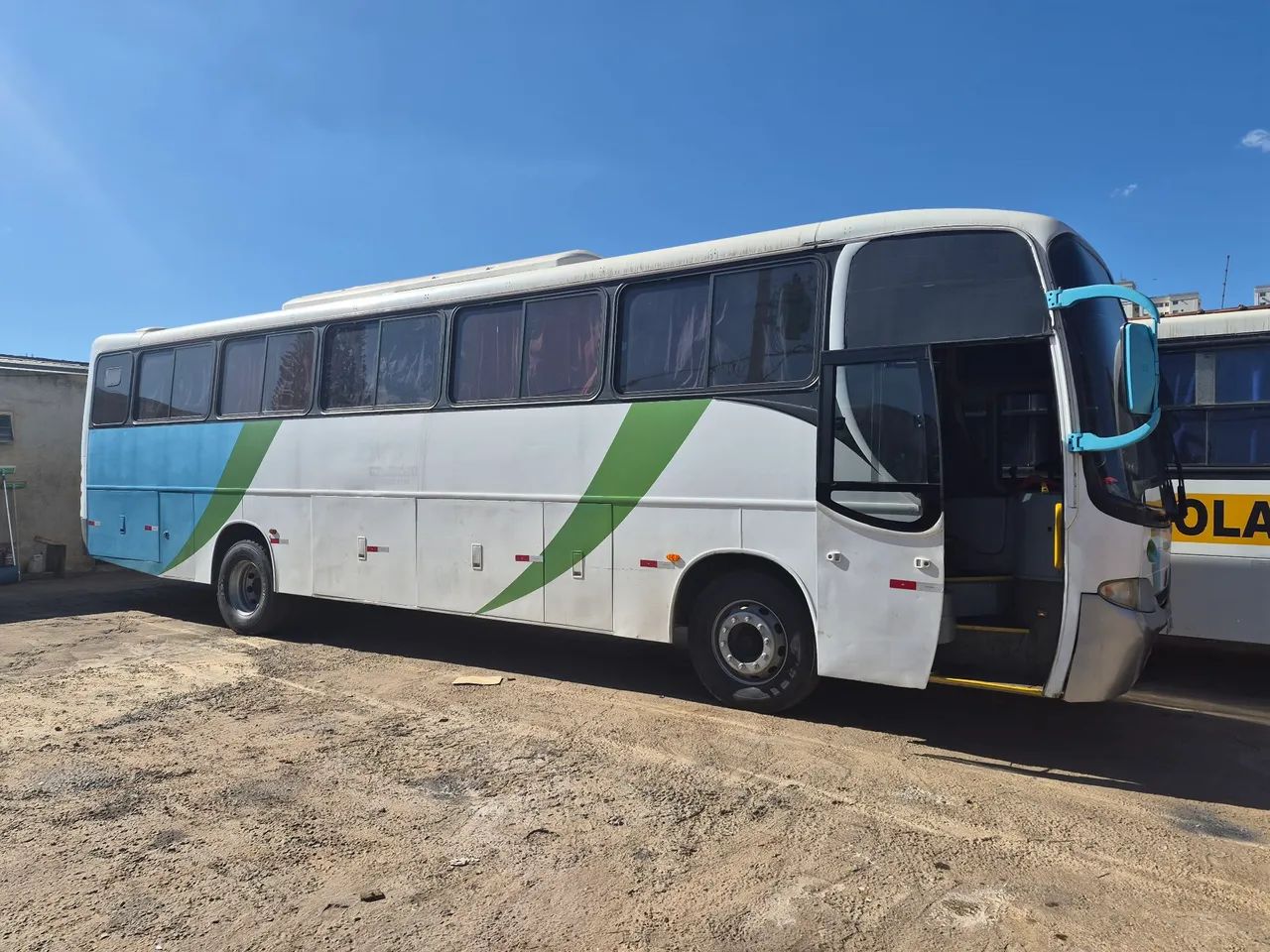 Ônibus rodoviário  - Foto 2