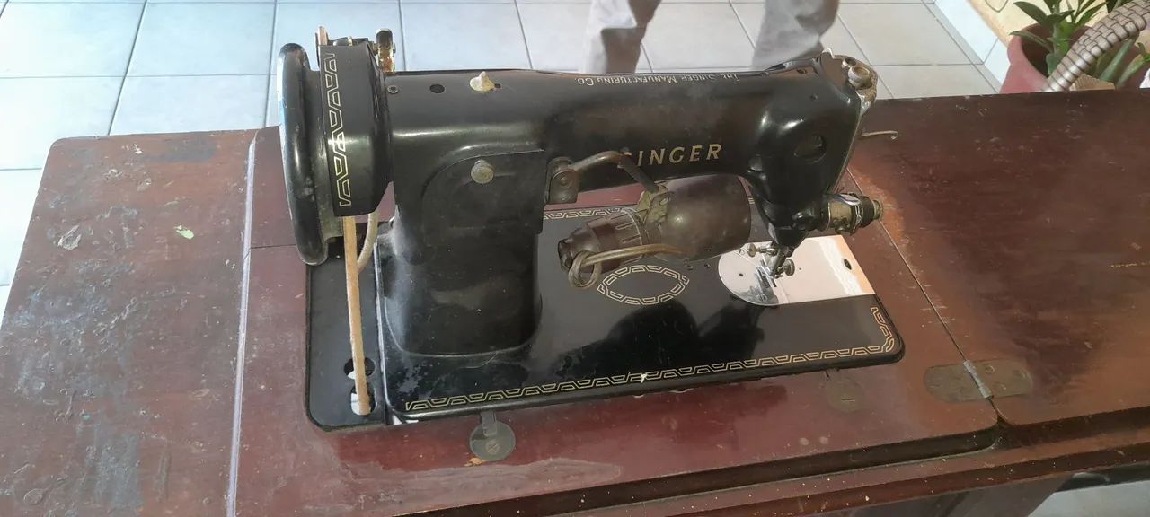 Maquina de costura singer - Foto 5
