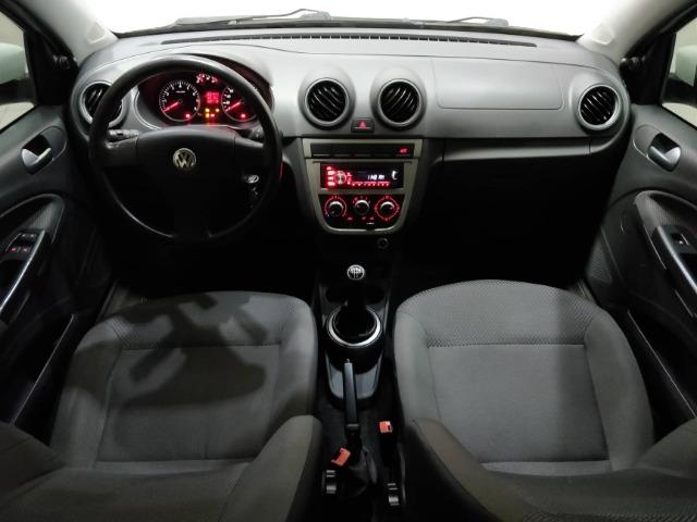 VW Volkswagen Voyage 1.6 2013 - Foto 6