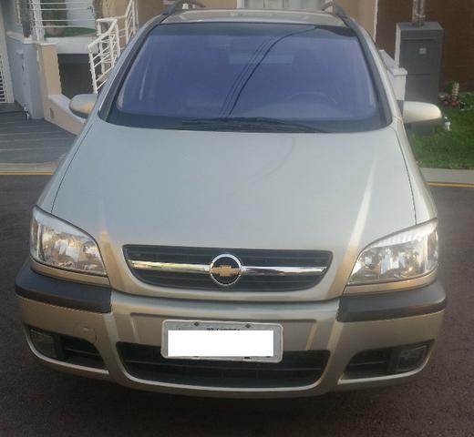 Zafira Elite 2.0 Bege/Dourada automática 7 lugares