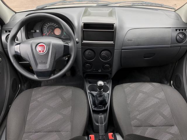 Fiat Palio Celebration 1.0 Fire Flex 8V 4p - Branco - 2016 - Foto 6